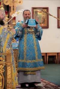 В день праздника Сретения Господа нашего Иисуса Христа митрополит Артемий совершил Божественную литургию в сослужении митрополита Барнаульского и Алтайского Сергия