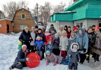 Приходской хоккей: «Винни-Пух» против «Крокодила Гены»