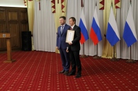 Митрополит Артемий посетил торжественный прием губернатора, посвященный Международному дню учителя