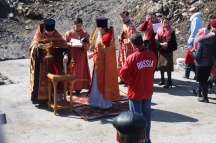 Закладка часовни св. Георгия Победоносца в Нерюнгри (8 мая 2010 года)