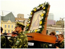 Крестный ход во Владивостоке в  Неделю всех святых (30 мая 2010 года)