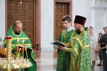 Отправление первой смены православного лагеря "Земляки". 17 июня 2011г.
