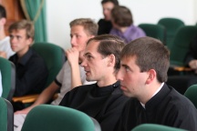 Встреча  студентов Хабаровской духовной семинарии с сотрудником Синодального информационного отдела Денисом Маханько. 12 сентября 2011г.