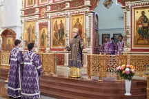 Крестовоздвиженье. Всенощное бдение в Спасо-Преображенском соборе г.Хабаровска. 26 сентября 2011г.