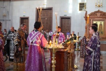 Крестовоздвиженье. Всенощное бдение в Спасо-Преображенском соборе г.Хабаровска. 26 сентября 2011г.
